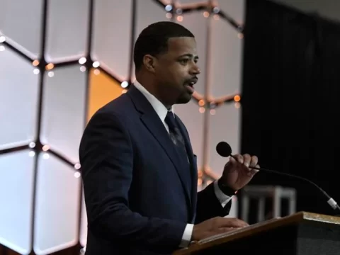 Mahone Fund Reaching for Rainbows